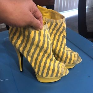 Bebe yellow and grey shoes